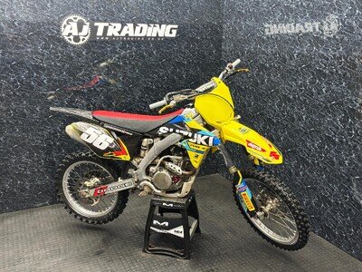 Suzuki RMZ 250 2015 ( MX / MOTOCROSS / ENDURO ) @ AJ TRADING Suzuki RMZ 250 2015 ( MX / MOTOCROSS / ENDURO ) @ AJ TRADING