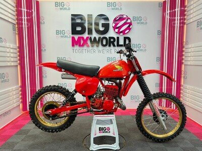 Honda CR 250 1979 Red Rocket Elsinore - Restored & Never Used