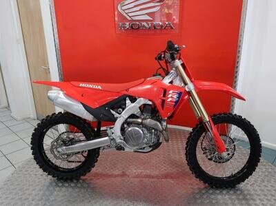 Brand new 2025 Honda CRF450R
