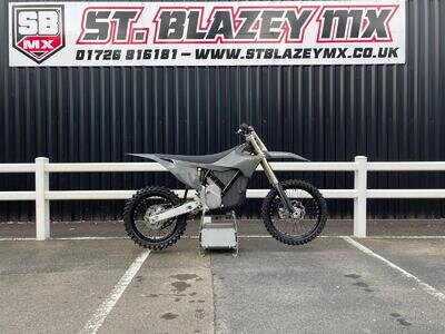BRAND NEW STARK VARG ELECTRIC MOTOCROSS BIKE 80HP BRAND NEW STARK VARG ELECTRIC MOTOCROSS BIKE 80HP