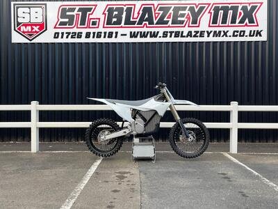 BRAND NEW STARK VARG ELECTRIC MOTOCROSS BIKE 60HP BRAND NEW STARK VARG ELECTRIC MOTOCROSS BIKE 60HP