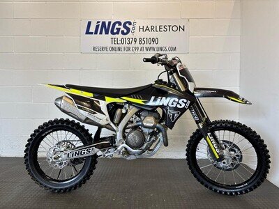 Triumph TF250X Motocross Bike with Full Akrapovic Exhaust System - WI-Fi Module Triumph TF250X Motocross Bike with Full Akrapovic Exhaust System - WI-Fi Module
