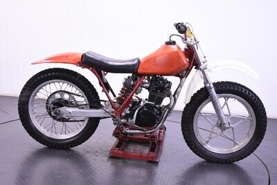 HONDA XR 200R 4-STROKE MOTOCROSS BIKE US IMPORT *RUNS AND RIDES* HONDA XR 200R 4-STROKE MOTOCROSS BIKE US IMPORT *RUNS AND RIDES*