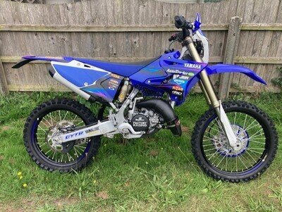 Yamaha YZ 125 road legal