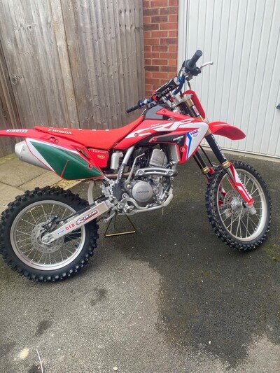 Honda CRF 150 Rb Honda CRF 150 Rb