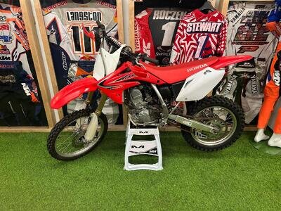 Honda CRF 150 2014 Offroad Motocross Bike Honda CRF 150 2014 Offroad Motocross Bike