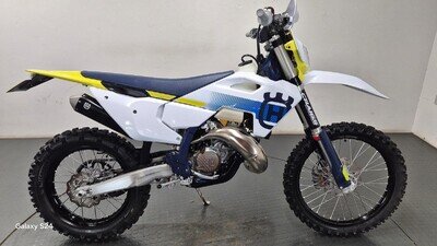 HUSQVARNA TE150 2024 2 STROKE ELECTRIC START ENDURO BIKE*ONLY DONE 5 HRS*EXC TPI HUSQVARNA TE150 2024 2 STROKE ELECTRIC START ENDURO BIKE*ONLY DONE 5 HRS*EXC TPI