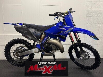 2016 Yamaha YZ 125 2 Stroke motocross bike with warranty