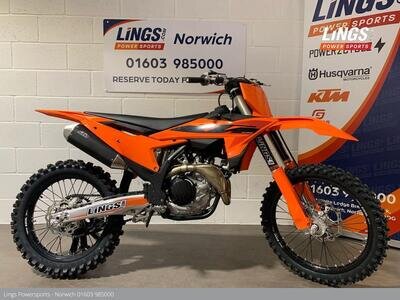 450 SX-F 2025 - Huge Saving on the last '25 450 SX-F!