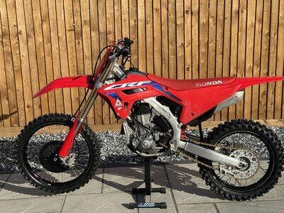 Honda CRF 450R, 25 Hours, 1 Previous Owner