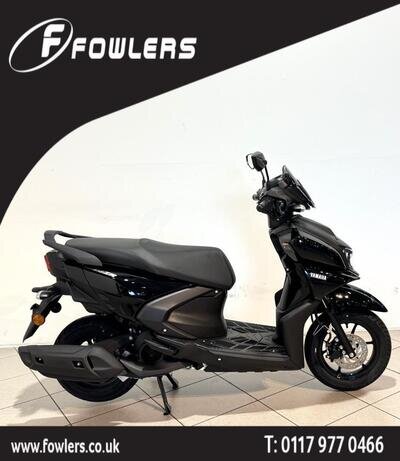 2025 YAMAHA RAYZR 125 (NEW IN YAMAHA'S URBAN MOBILITY RANGE)